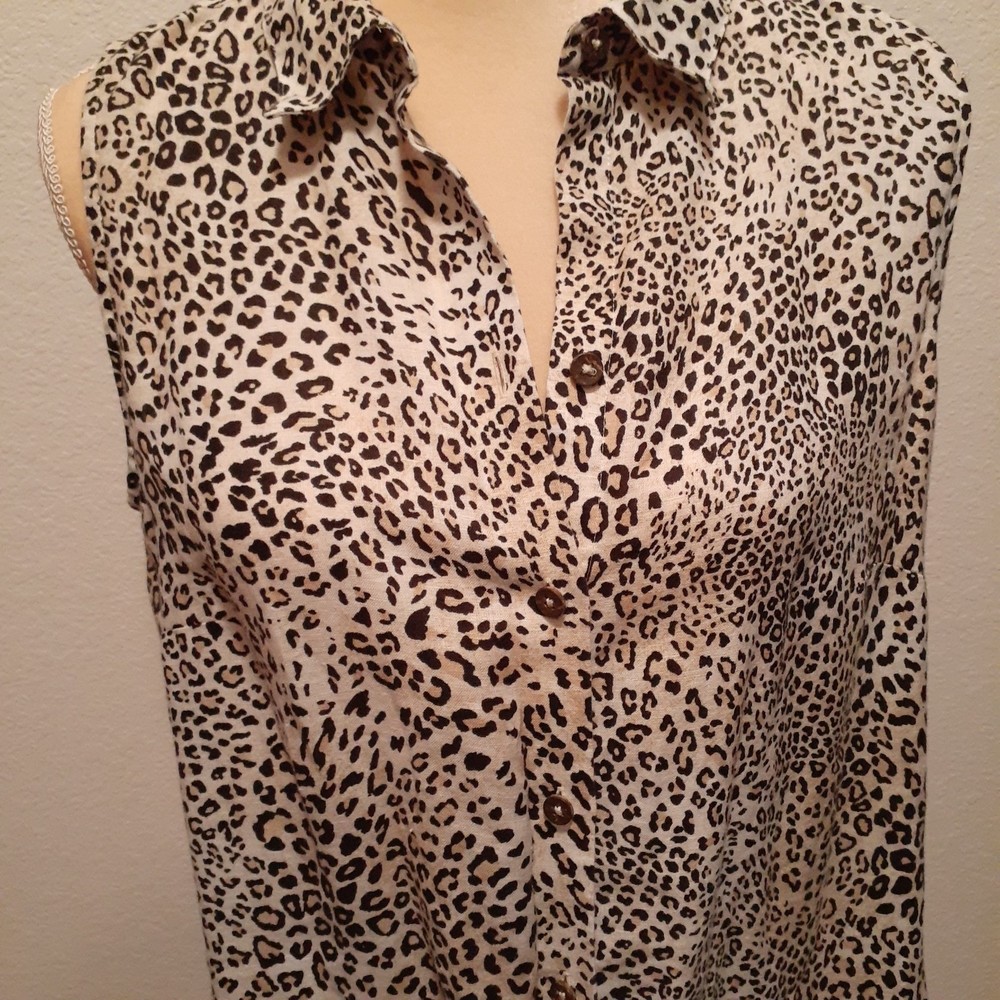 Chico's Cheetah Leopard Boho Print Button down Shirt Blouse - Size 1
